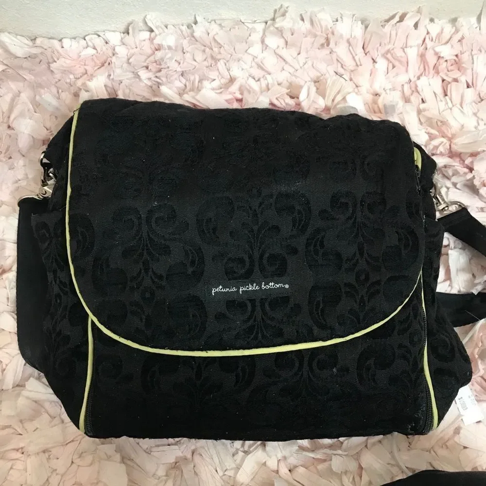 Petunia pickle bottom‎ black baby bag